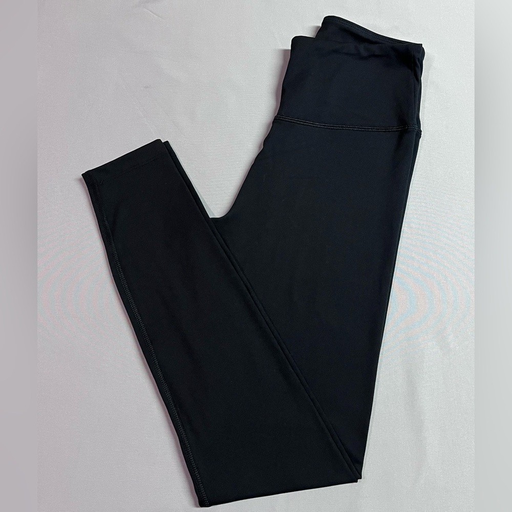 Gap Yoga High Rise Favorite Leggings in Black NWOT - Picture 3 of 6